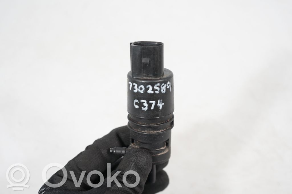 Windscreen/windshield washer pump (6)