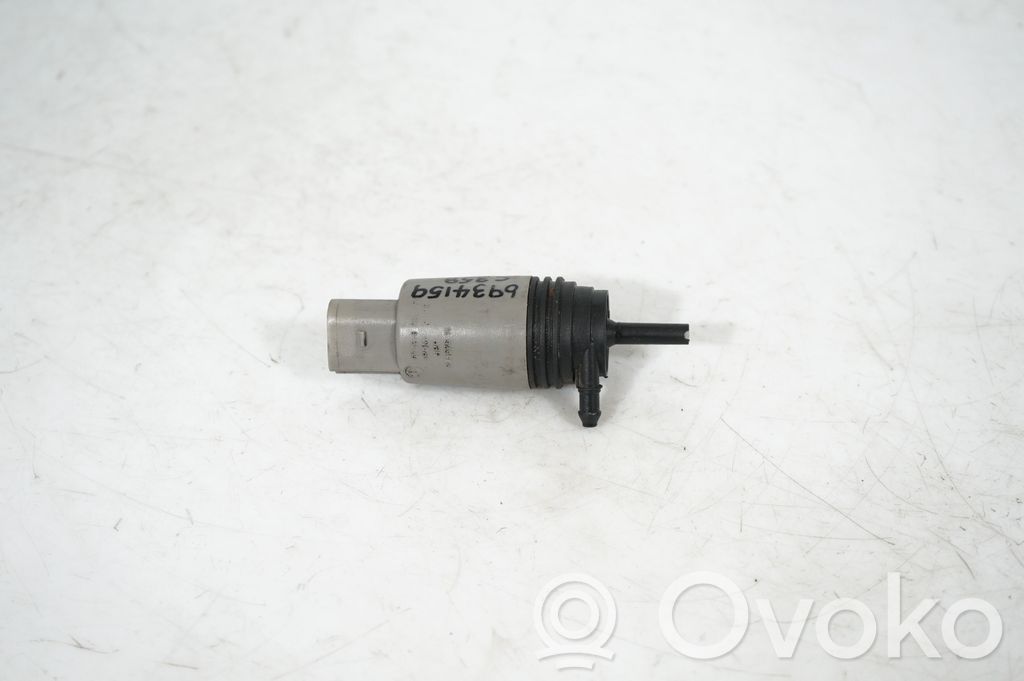 Windscreen/windshield washer pump (3)