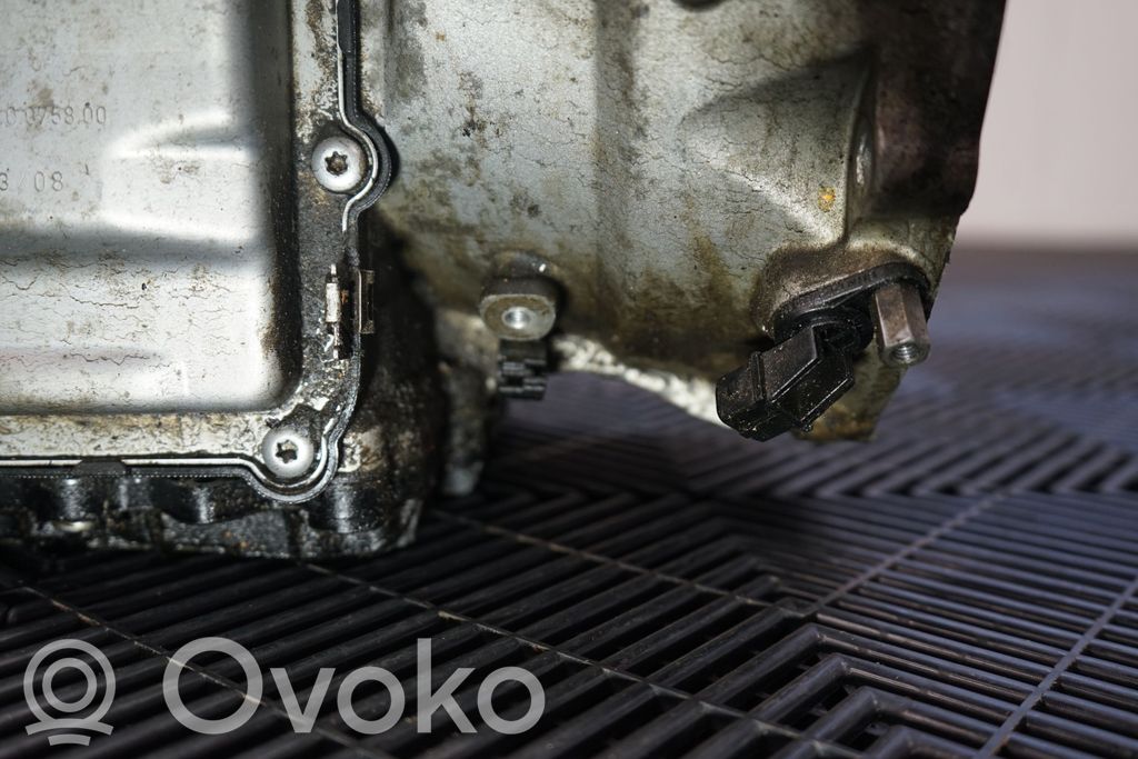 Automatic gearbox (15)