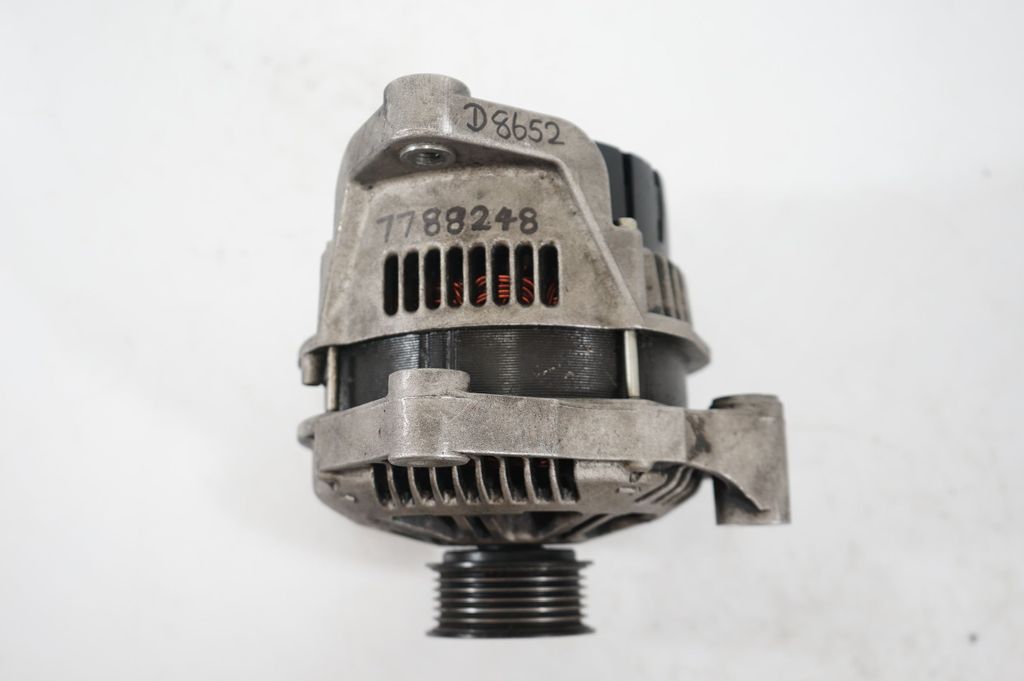 Generator/alternator (11)