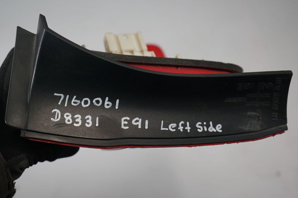 Rear/tail lights (7)