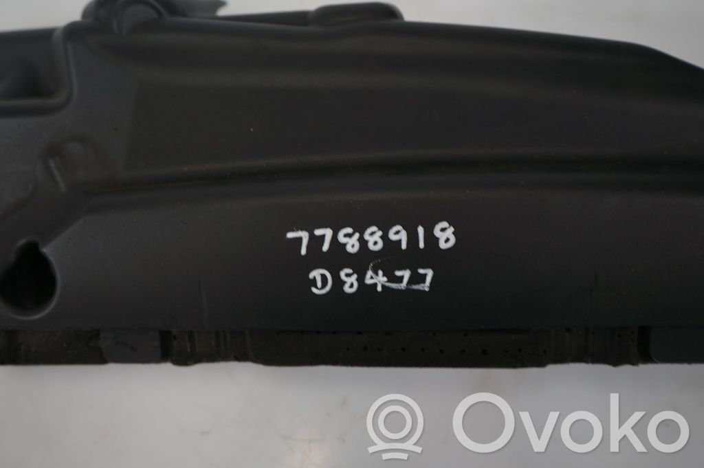 Engine cover (trim) (9)