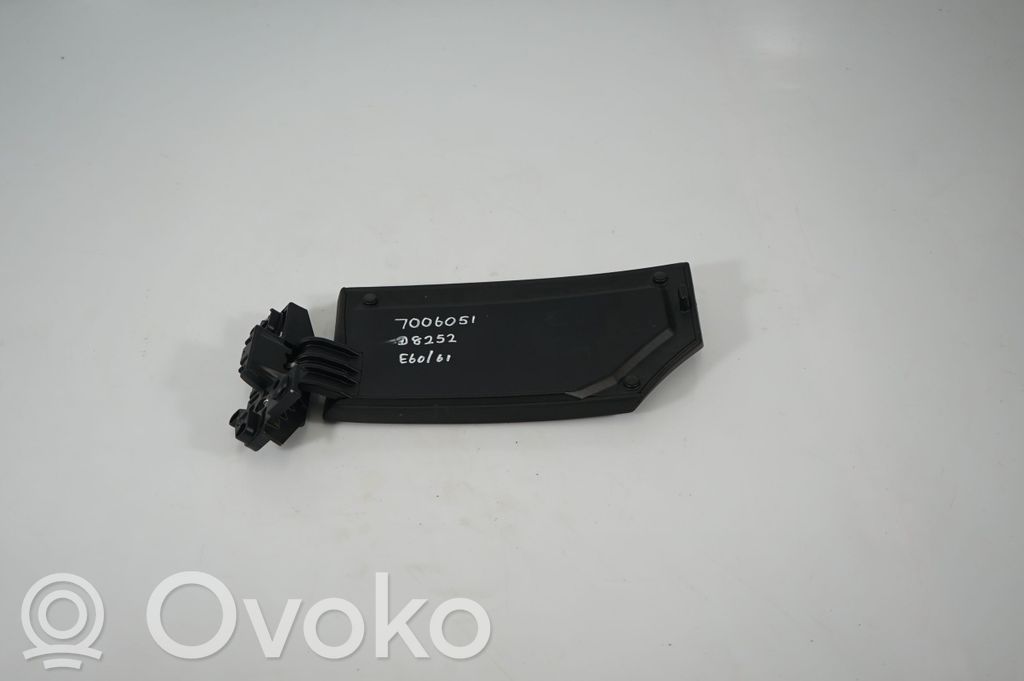 Armrest (5)