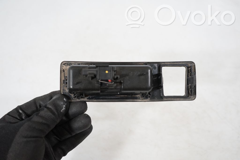 Dashboard lower bottom trim panel (6)