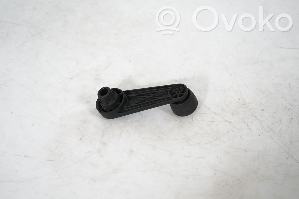 Rear door window winding handle (5)