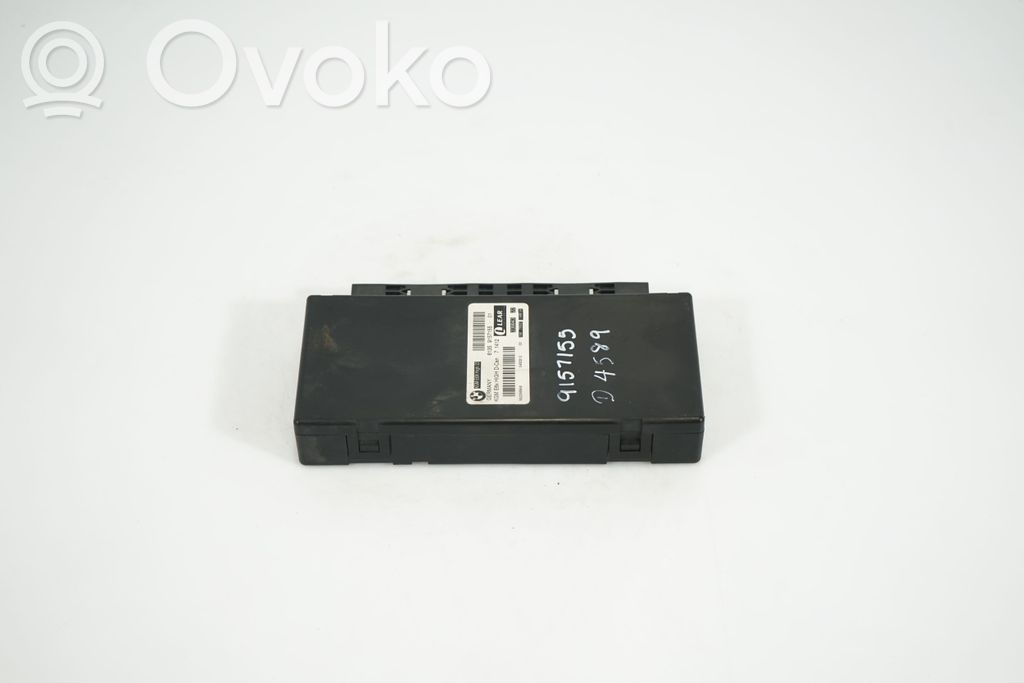 Comfort/convenience module (4)