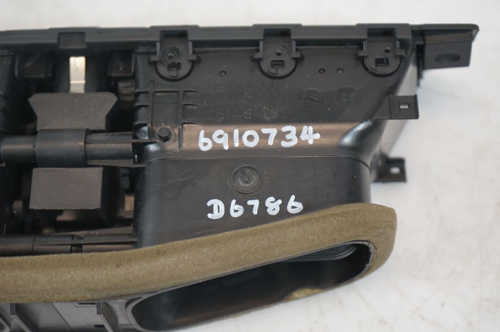 Dash center air vent grill (6)