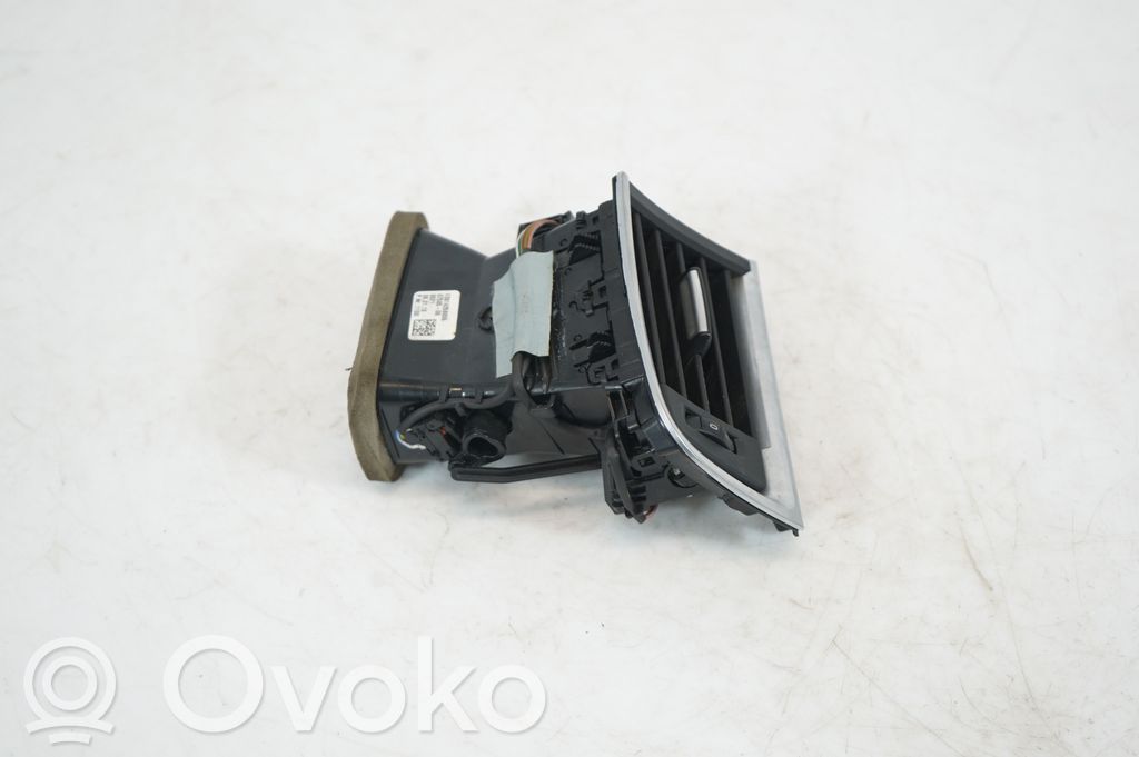 Dash center air vent grill (4)