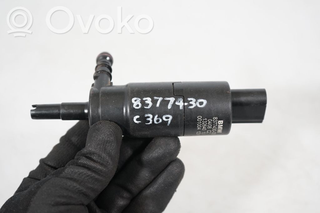 Headlight washer pump (6)