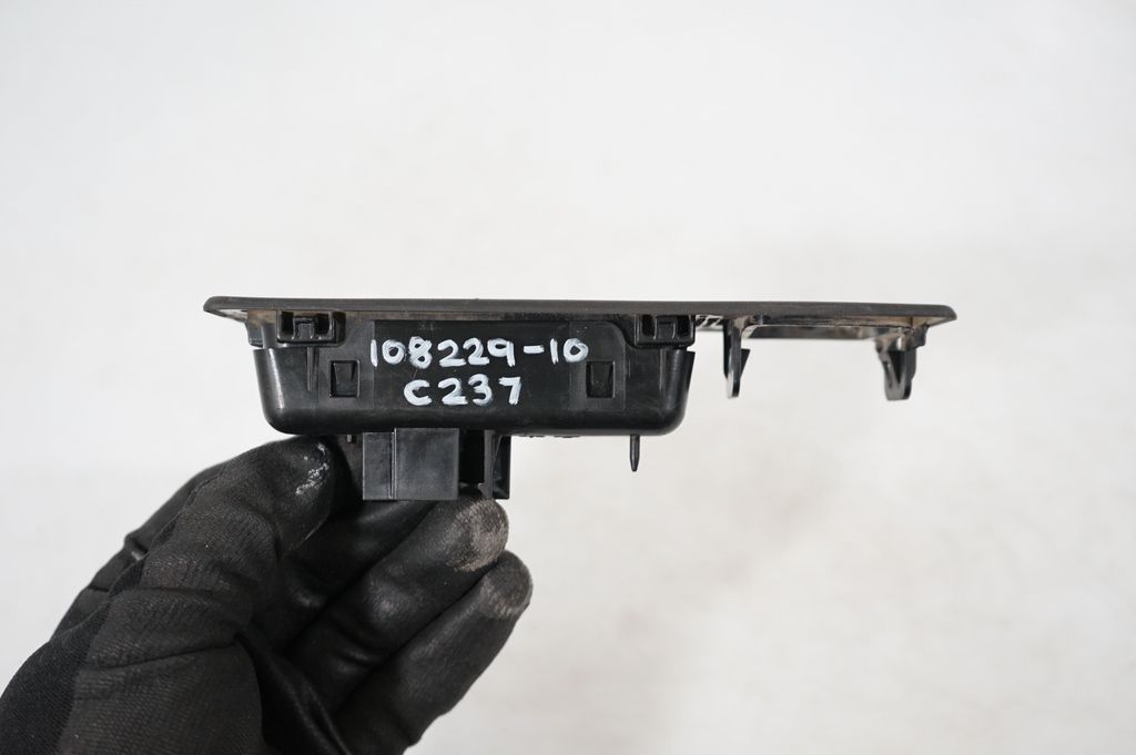 Dashboard lower bottom trim panel (8)