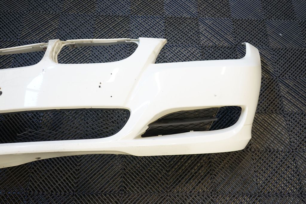 Front bumper (6)