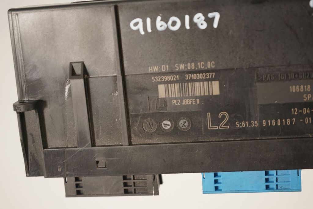 Comfort/convenience module (7)