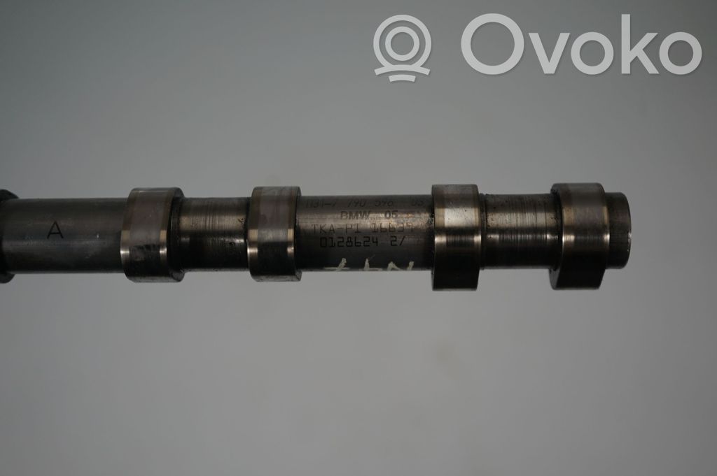 Camshaft (5)