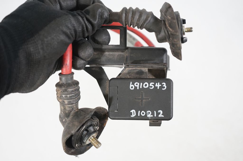 Positive cable (battery) (8)