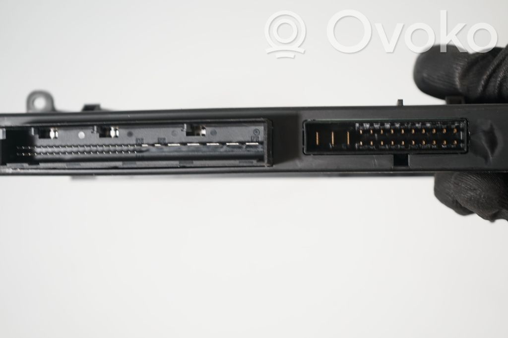 Central body control module (7)