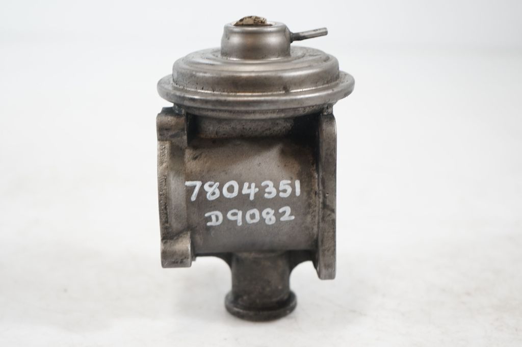 EGR valve (10)