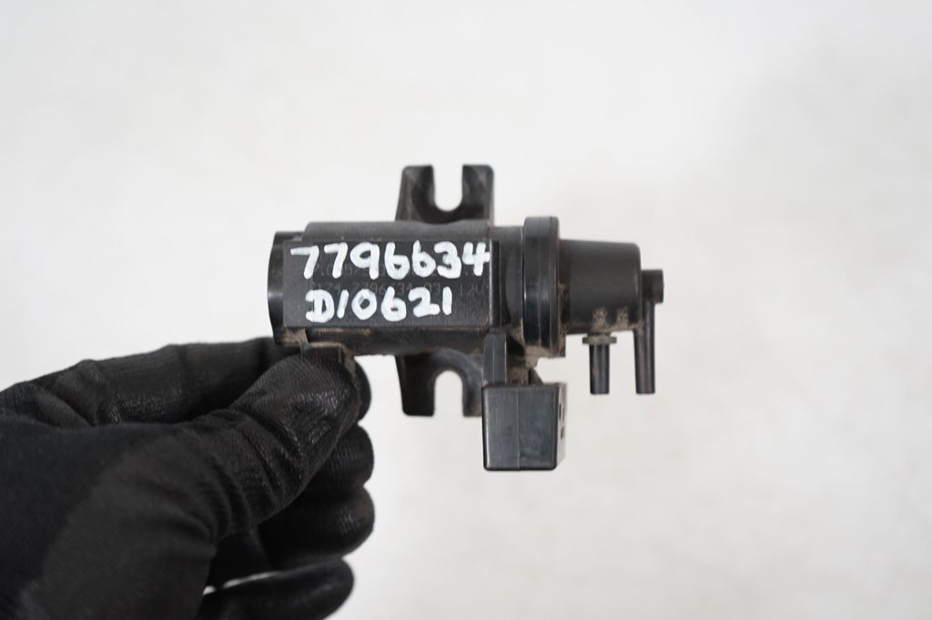 Turbo solenoid valve (8)