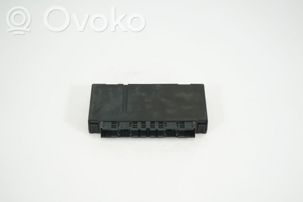 Comfort/convenience module (5)