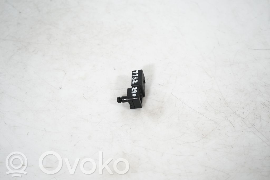 Front door electric wing mirror (2)