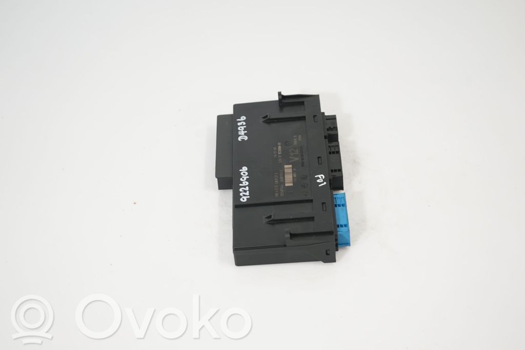 Comfort/convenience module (4)