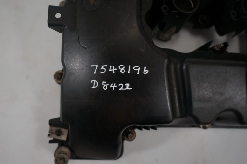 Rocker cam cover (9)