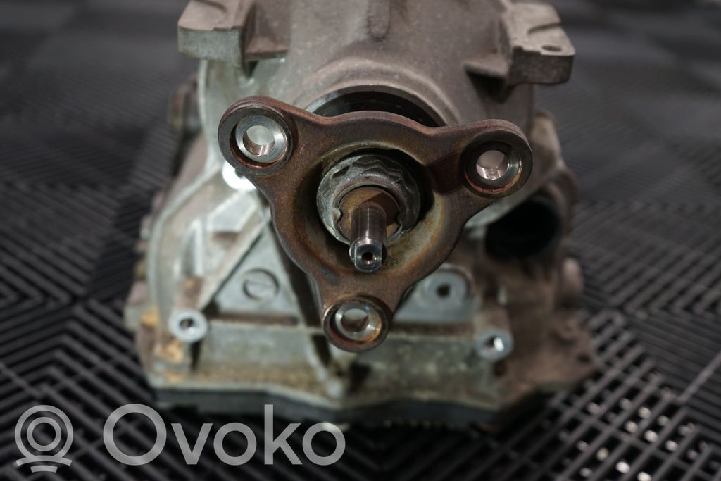Automatic gearbox (9)