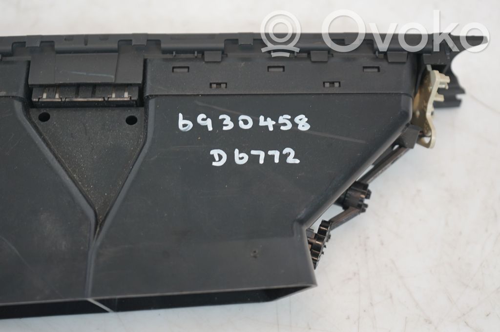 Dash center air vent grill (10)