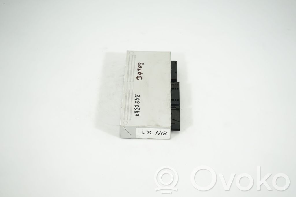 Comfort/convenience module (4)