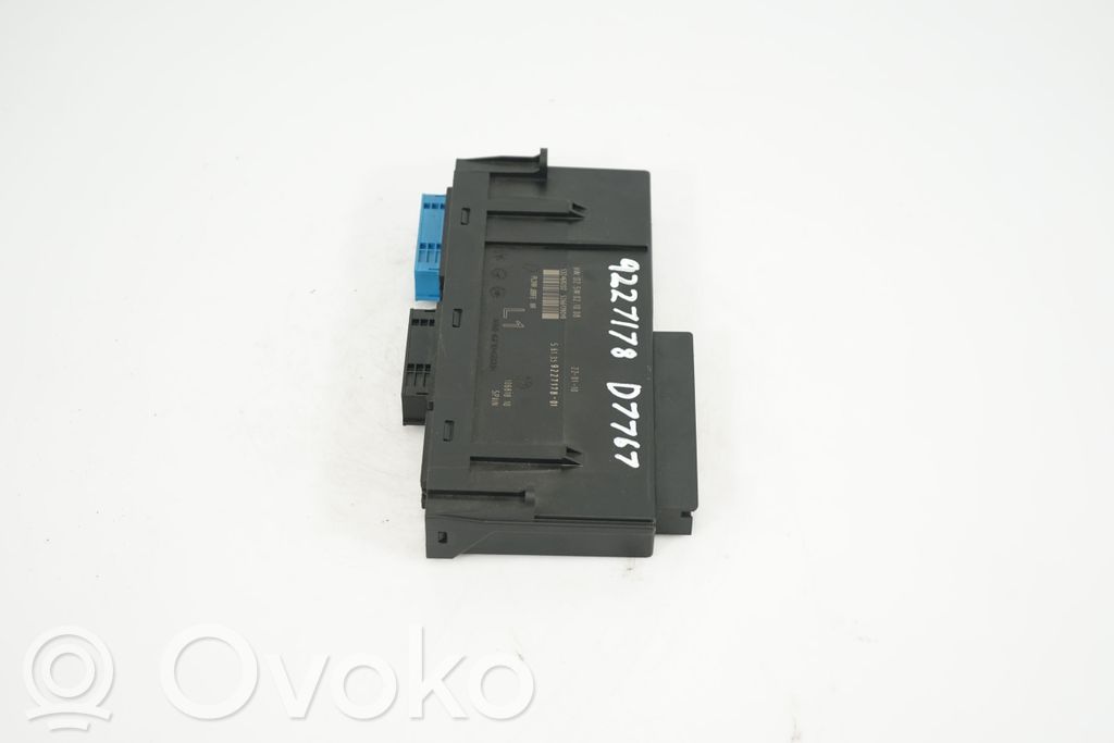 Comfort/convenience module (2)