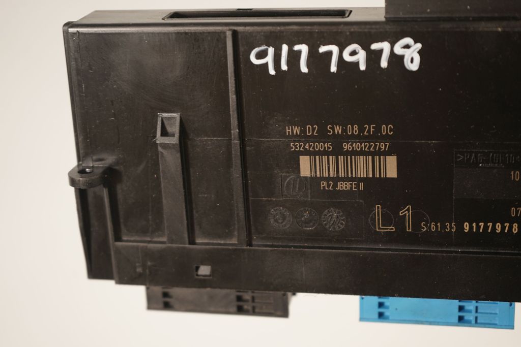 Comfort/convenience module (7)