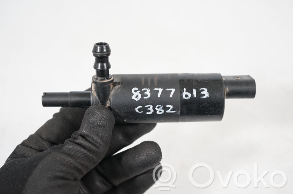 Headlight washer pump (7)