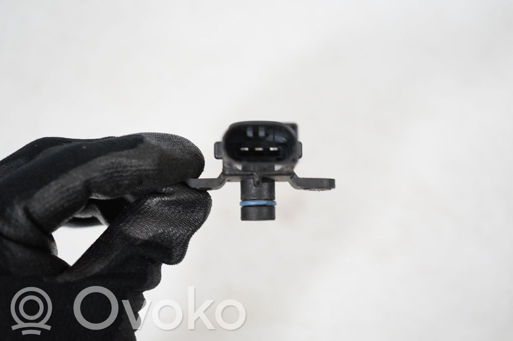 Air pressure sensor (7)