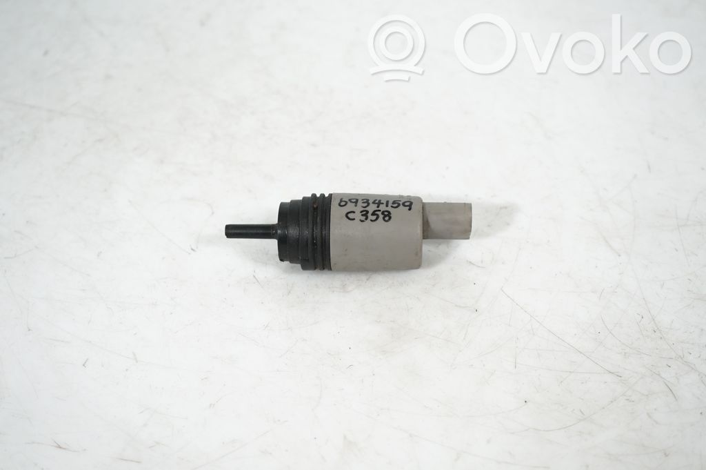 Windscreen/windshield washer pump