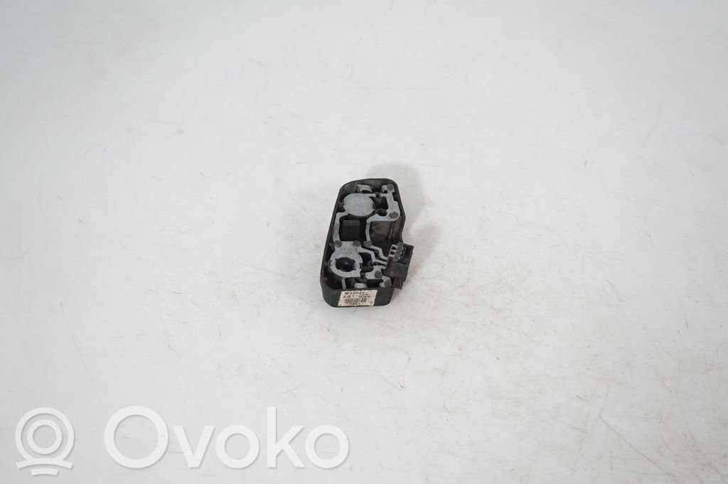 Tail light bulb cover holder (2)