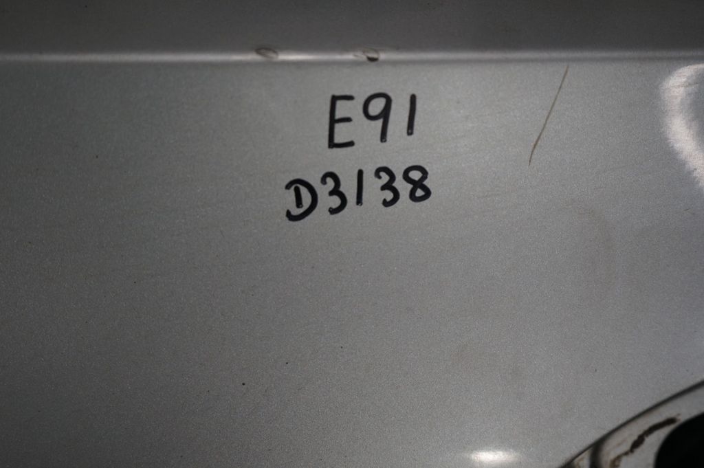 Tailgate/trunk/boot lid (12)