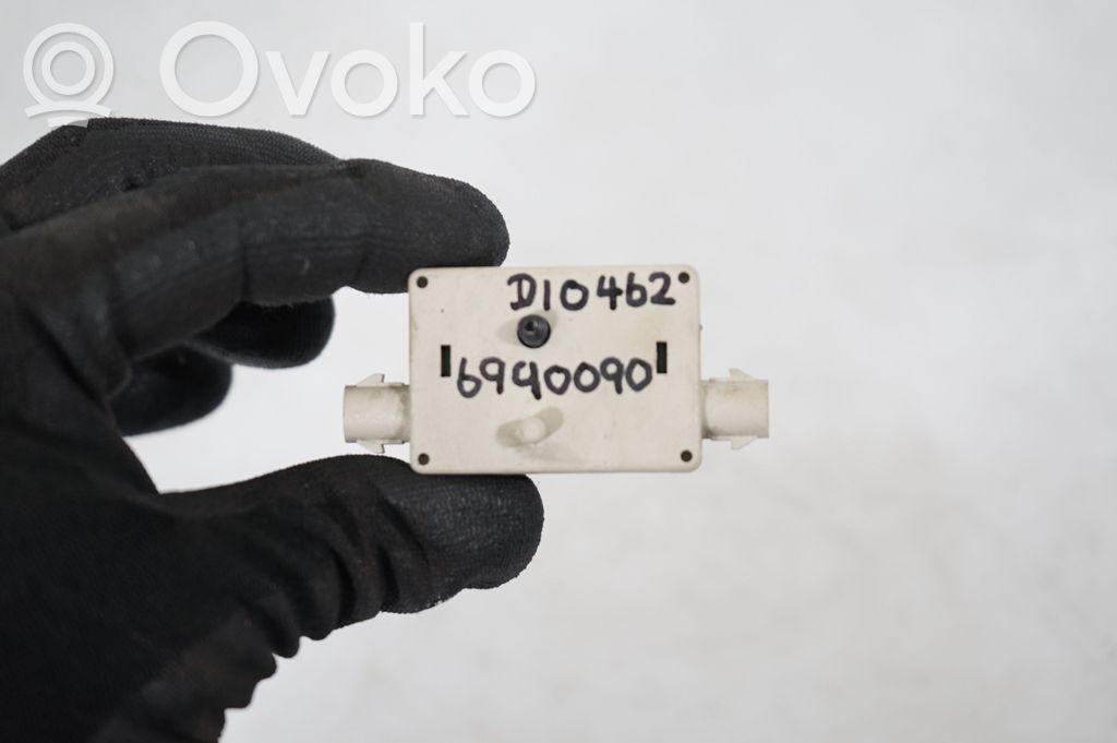 Aerial antenna amplifier (9)