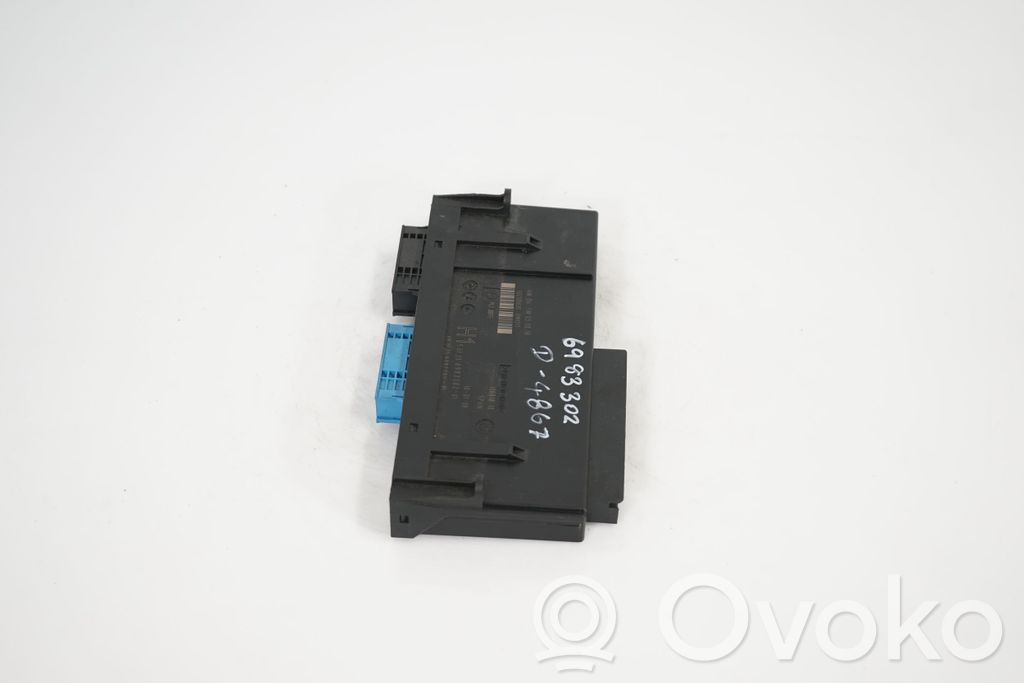 Comfort/convenience module (2)
