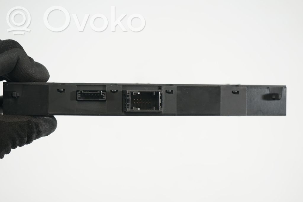 A set of switches (7)