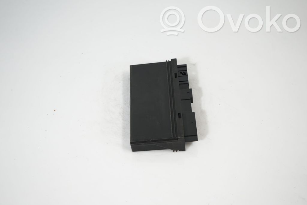 Comfort/convenience module (5)