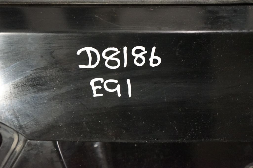 Tailgate/trunk/boot lid (11)