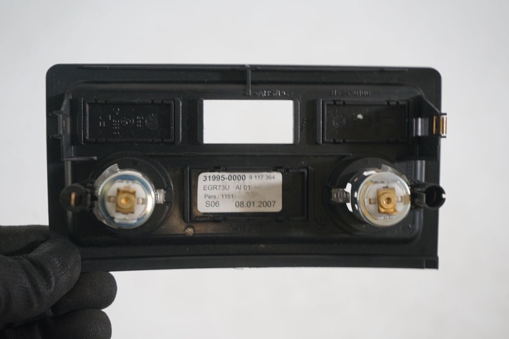 Cigarette lighter trim rear (6)