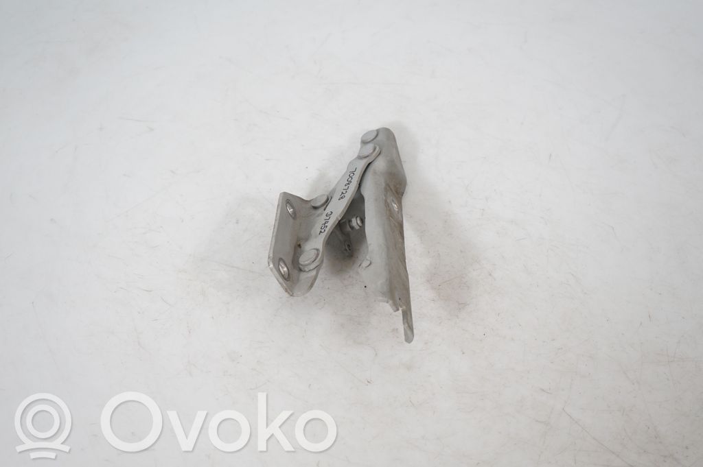 Engine bonnet/hood hinges (2)