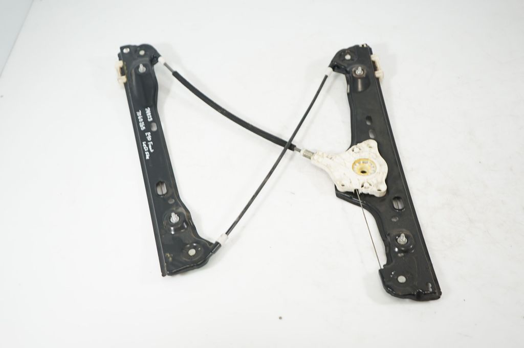 Front door window regulator with motor (2)