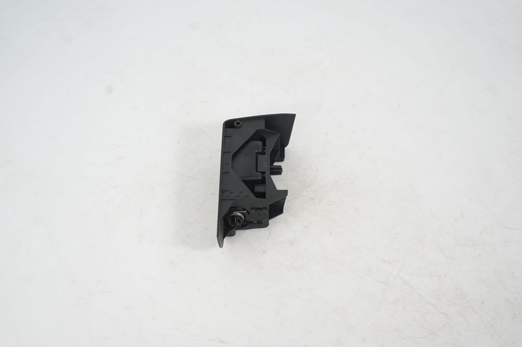 Rear door ashtray (2)