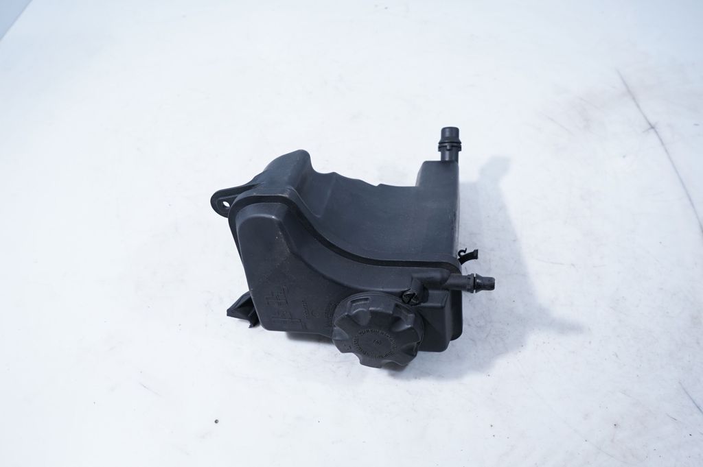 Coolant expansion tank/reservoir (3)