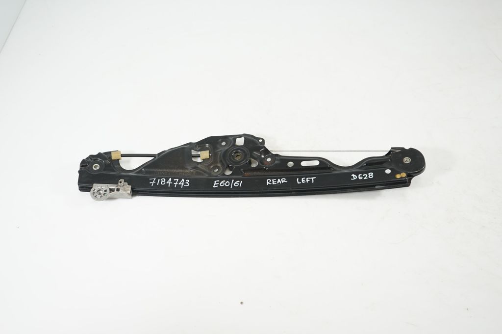 Rear door window regulator with motor