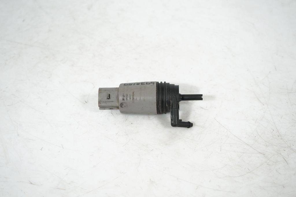Windscreen/windshield washer pump (3)