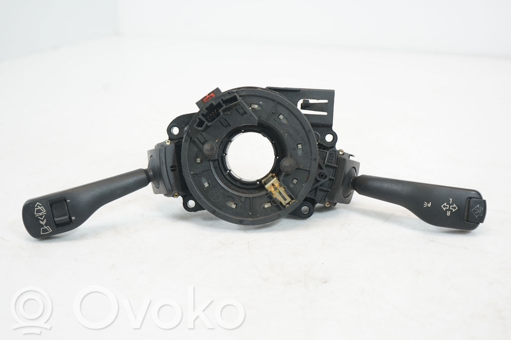 Wiper turn signal indicator stalk/switch (10)