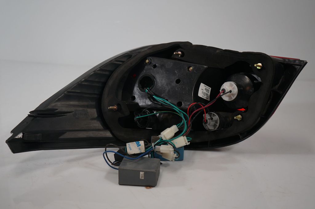 Rear/tail lights (7)