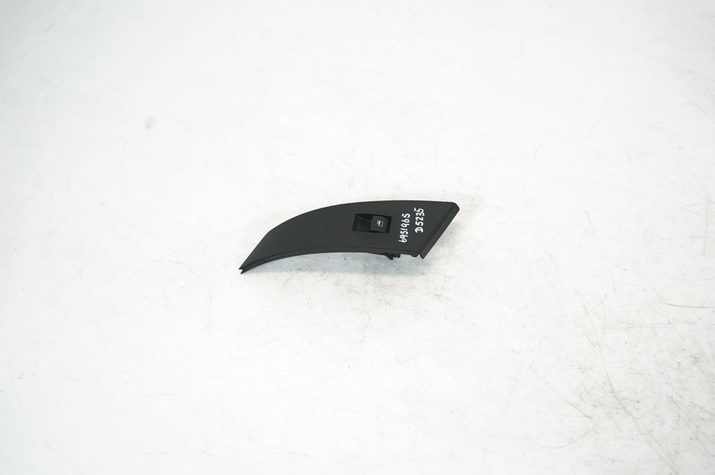 Electric window control switch (4)